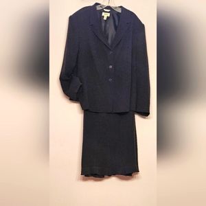 Talbot's Women's 2-Piece Black Silk Suit